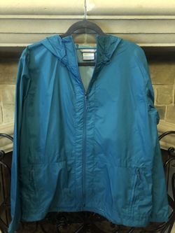 Women’s Columbia rain jacket