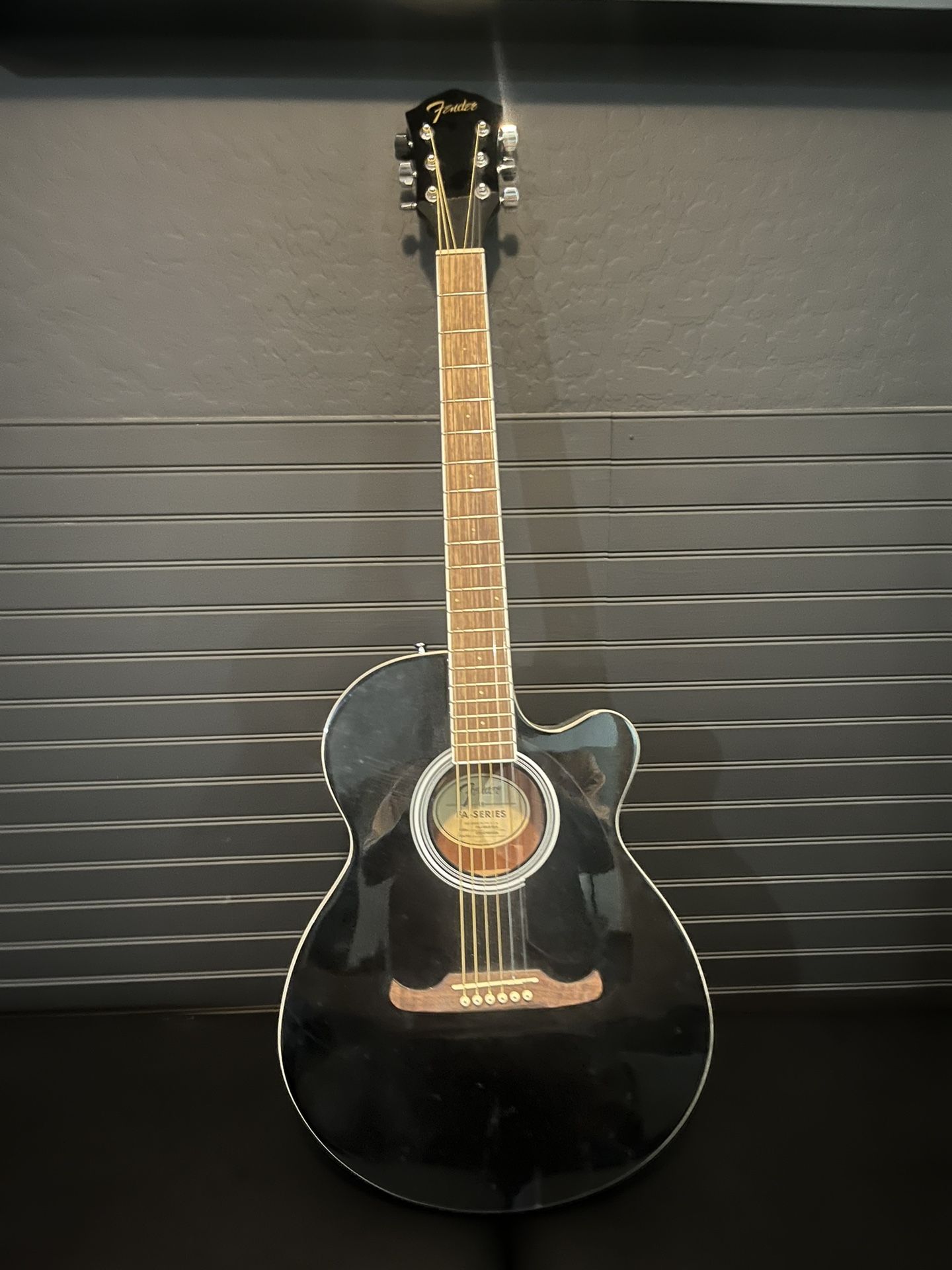 Fender Black Acoustic Cutaway