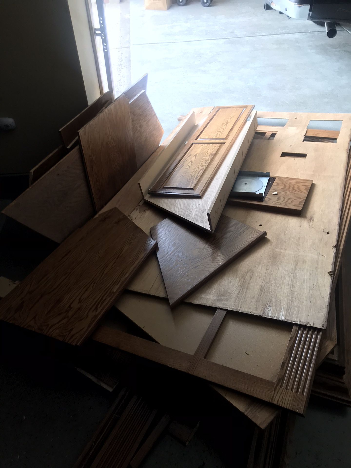 FREE oak scrap wood for Sale in Naperville, IL OfferUp