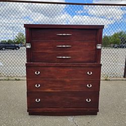 Vintage Solid Wood 4 Drawer Dresser Chest by Basset Furniture 