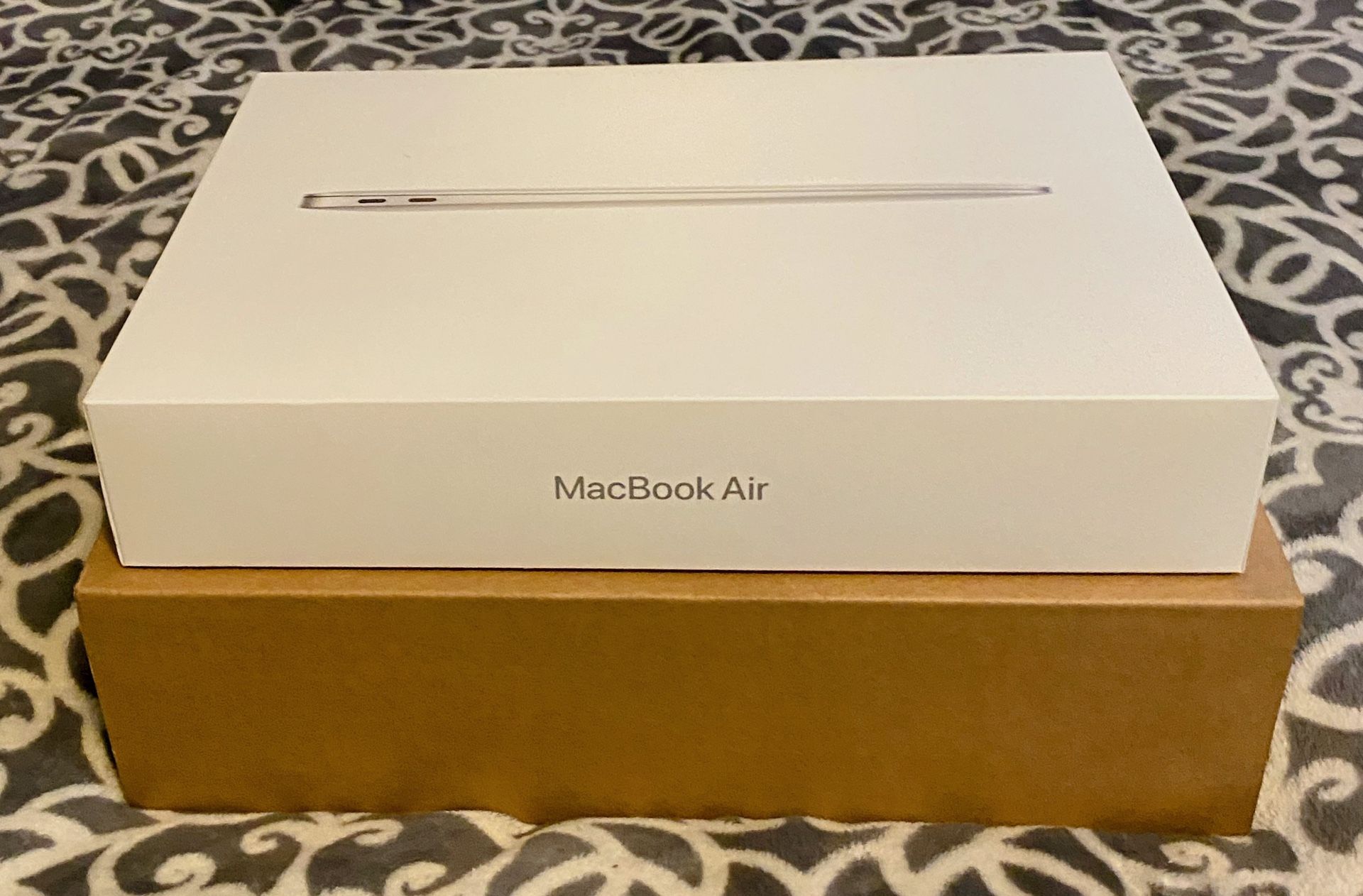 MacBook Air (M1, 2020) 13.3-inch Still in Box