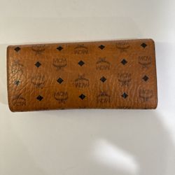 MCM wallet 