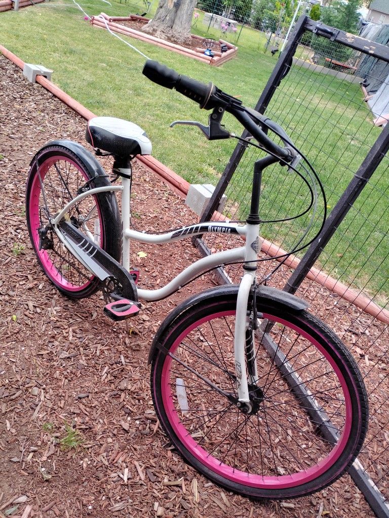 Bike Ten Speed Hardly Ridden