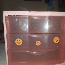 5 Sets Of PLASTIC DRAWERS SET. AN 2 SMALL 1s 