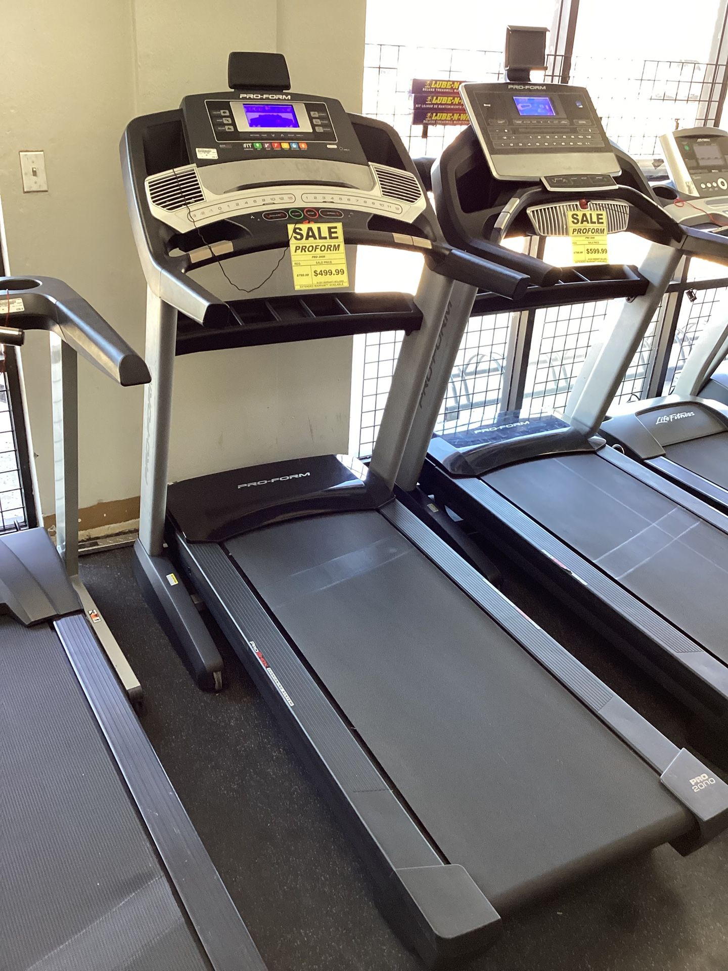 Proform PRO 2000 Heavy Duty Folding Treadmill With Warranty