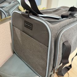 Petsfit Expandable Cat, Small Dog Carrier *new