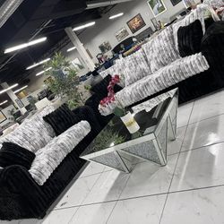 Beautiful And Comfortable Sofa Set 🐼🐼