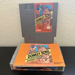 Nintendo (NES) Game Donkey Kong Classics W Manual 