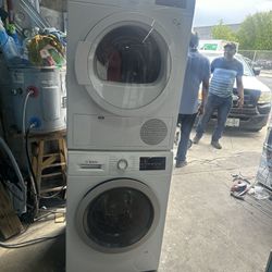 boschh washer dryer ventless 24 inches 