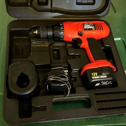 Black & Decker Firestorm 12V Cordless Drill kit