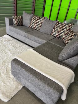 Grey sectional sofa couch (Delivery AVAILABLE)