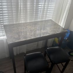 Dining Room Table 