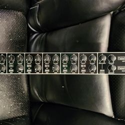 Behringer RX1602 V2 Rackmount Line Mixer

