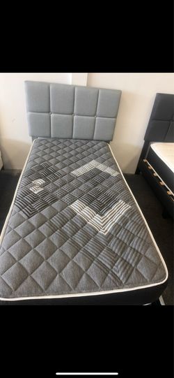 Twin mattress