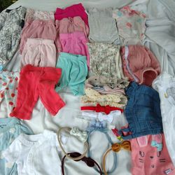 Bundle Of Clothes For A Premie Baby Girl About 34 Items Asking $20 Good Condition South La 90043 