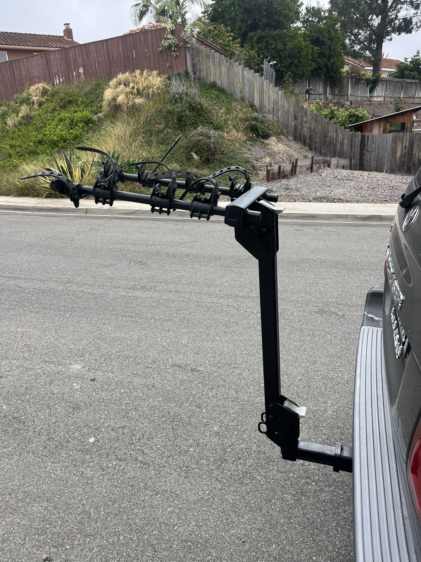 Thule 4 Bike Rack Hitch Mount