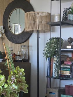 Floor lamp