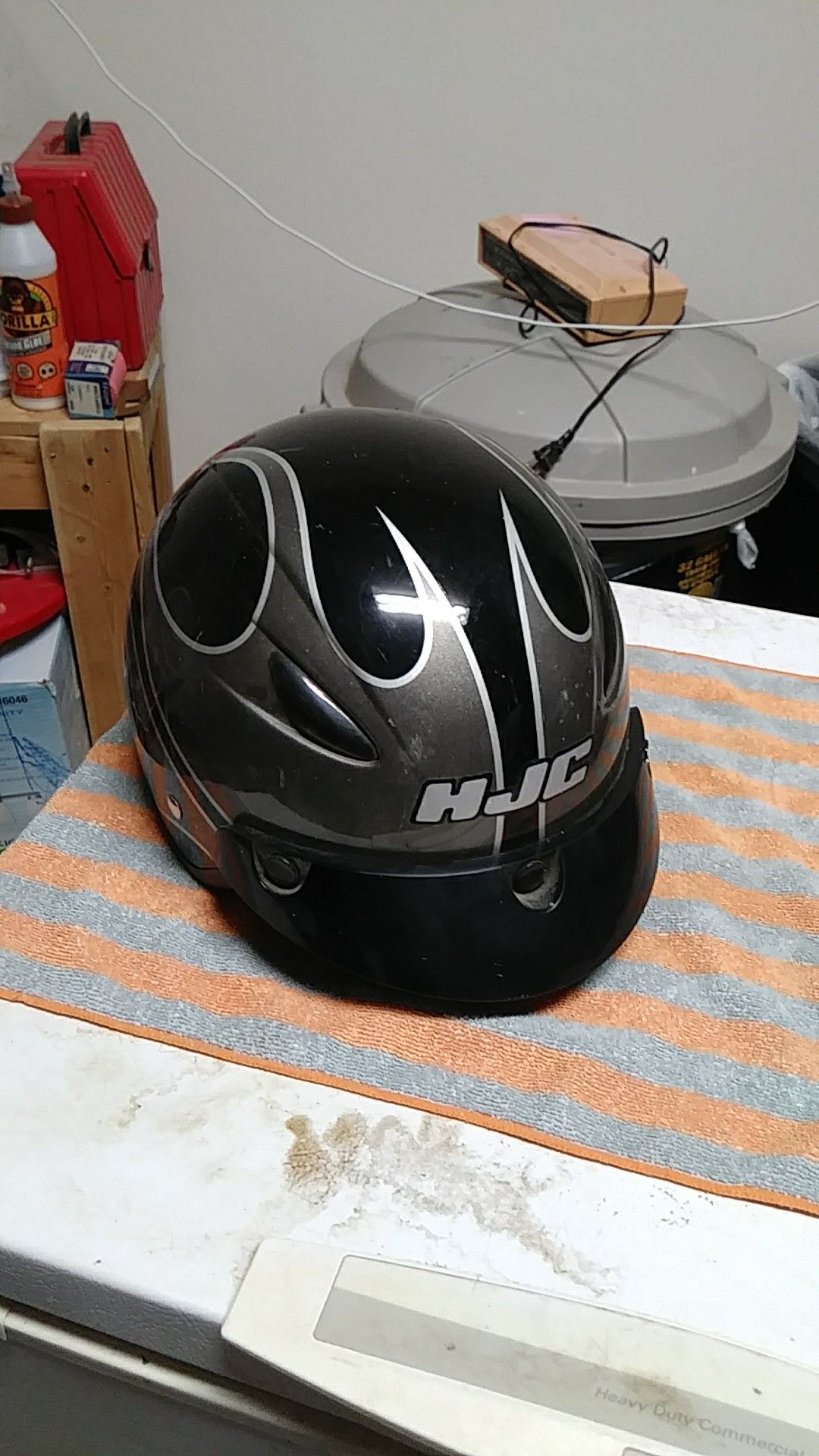 Motorcycle Helmet (Size Medium)