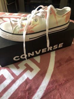 Girls Converse