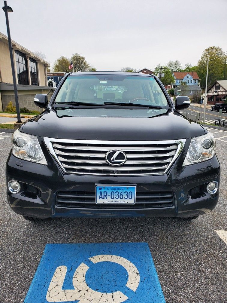 2008 Lexus LX 570