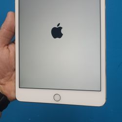 Apple IPad 6th Gen 9.7" (wifi) 128GB - 90 Days Warranty - Best Deal In Town