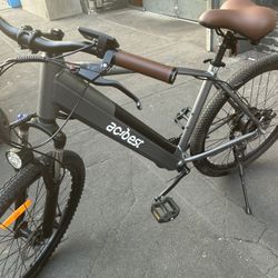 Great E Bike For sale Practically Brand New 