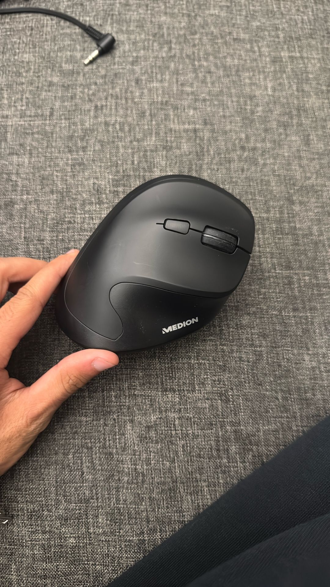 Medion wireless vertical ergonomic mouse.