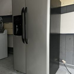 Great Working White Side-By-Side Refrigerator Freezer