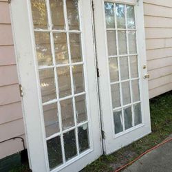 FRENCH DOORS