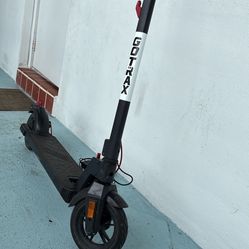 GOTRAX SCOOTER