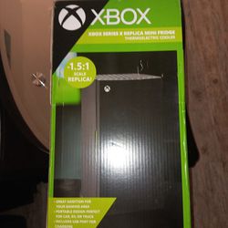 XBox Series X Replica Mini Fridge