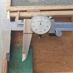 Mitutoyo 12 Inch Caliber 