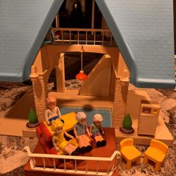 Little Tikes Vintage House, people And Furniture 