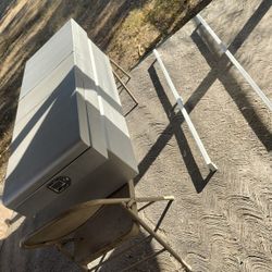 Toolbox and rails for small truck 