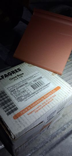 Alfagres Spanish Red Cove Base Tiles (New in Box)