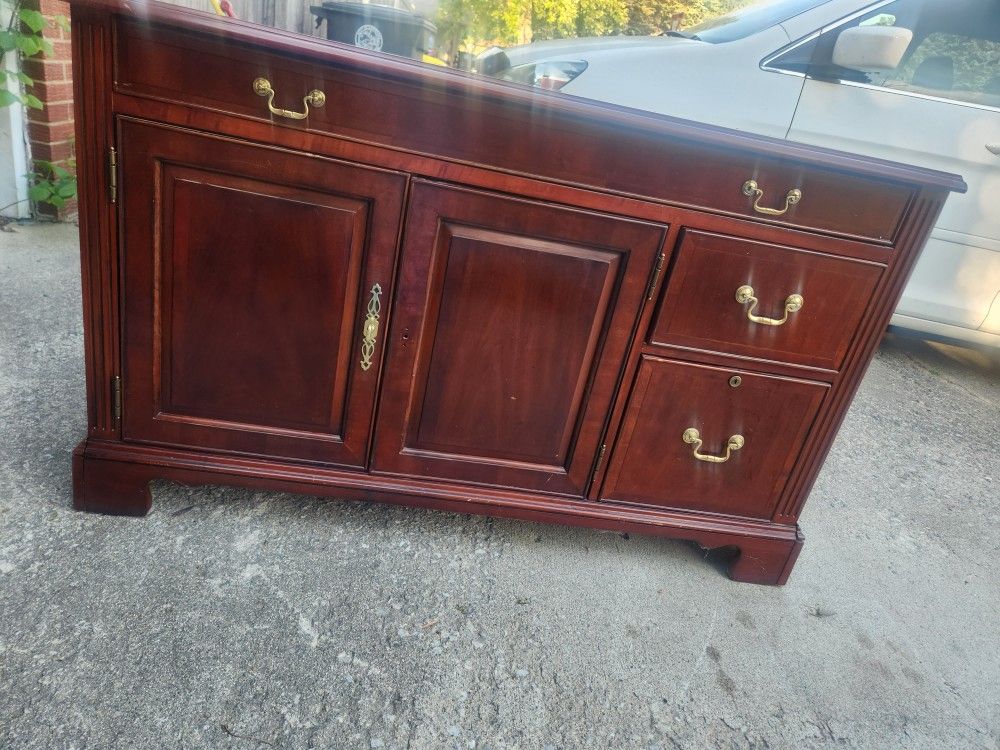 Used Desk For Sale for Sale in Lawrence, IN OfferUp