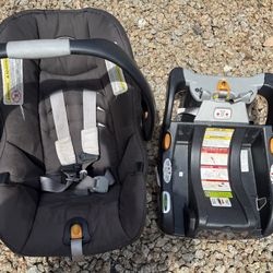 Chicco KeyFit 30 Infant Car Seat