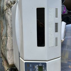 Zojirushi Bread Maker 