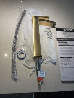 Bathroom Faucet Gold Finish 