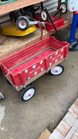 Radio Flyer Red Wooden Wagon