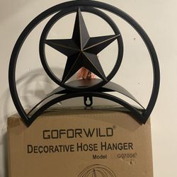 New Hose Holders ( 4) 