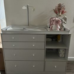 Baby Crib PLUS changing Table 