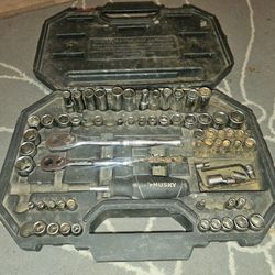 Husky Tool Set 