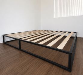 Queen Metal Platform Bed Frame with Wood Slats