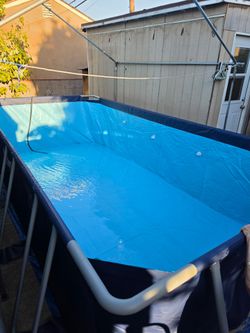SUNRIO SWIMMING POOL SIZE 18 FT X 9 FT X 52 IN