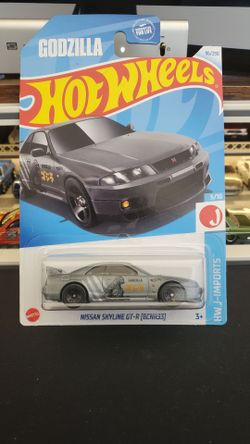 Lot of 4 Nissan Hotwheels.