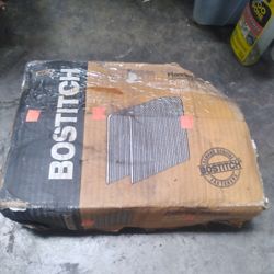 BOSTITCH 1/2" Crown Staples for Hardwood Flooring, 1/2" wide x 2" long partial new open box about 6000

Pre owned and stored indoor.
