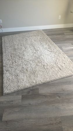 Crate & Barrel , area RUG