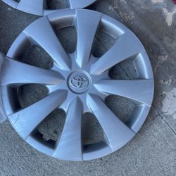 Toyota Coralla Wheel Cover