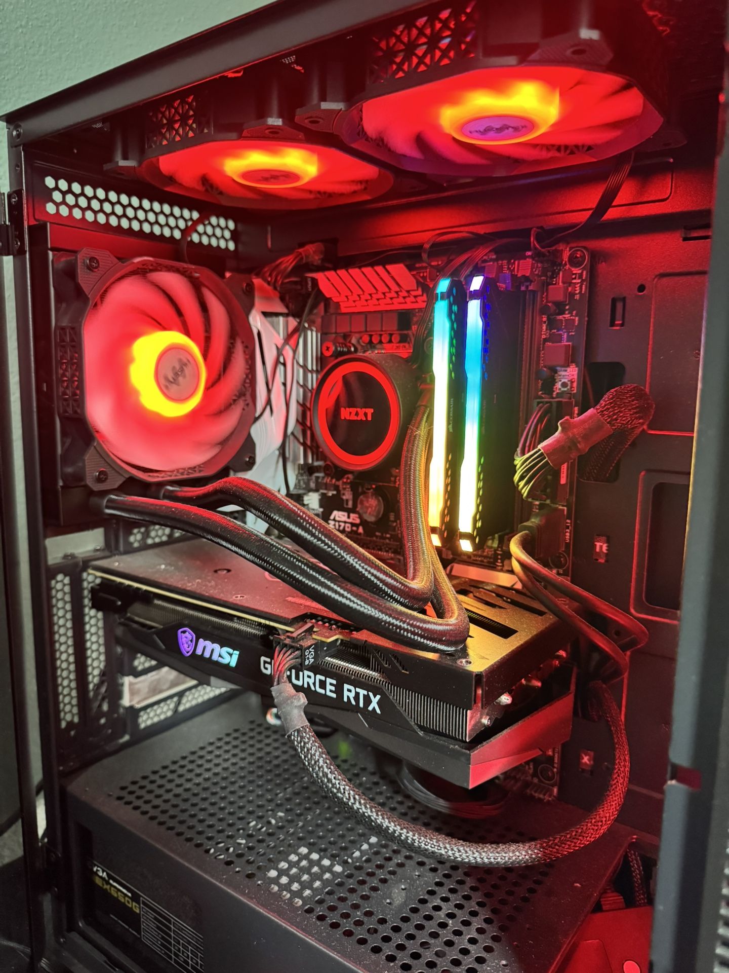 Custom Gaming Pc.